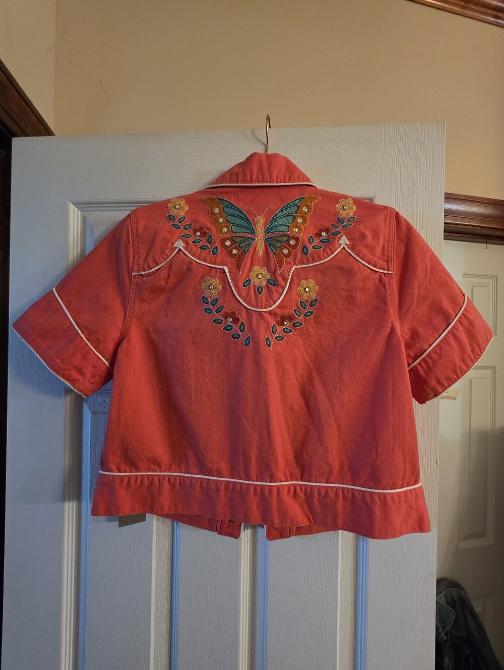 Embroidered Red Western Two-Piece Set - Picture 3 of 3